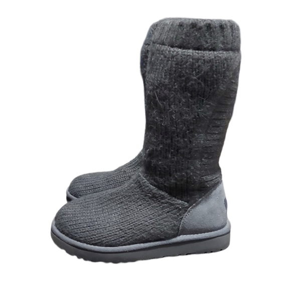 UGG Women's Dark Grey 12" Tall Fuzzy Woven Boots Size 6 - Picture 3 of 9
